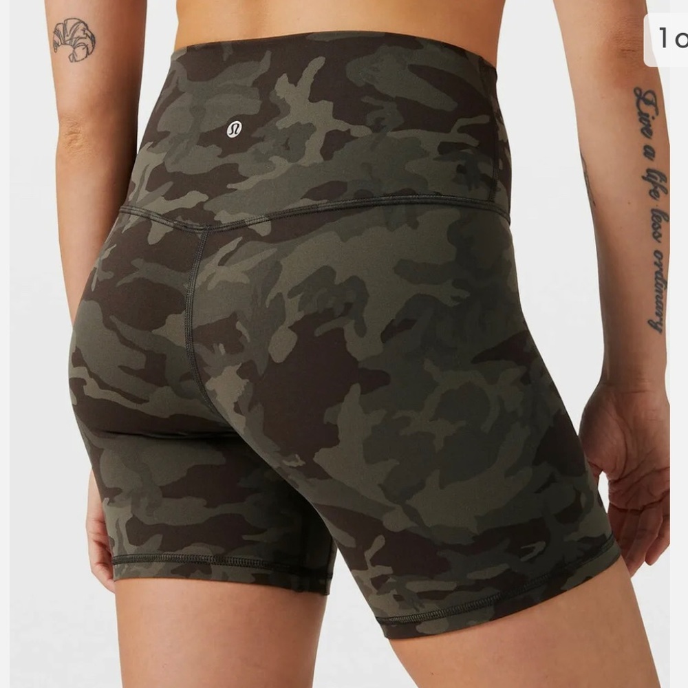 Lululemon Align 6 inch short